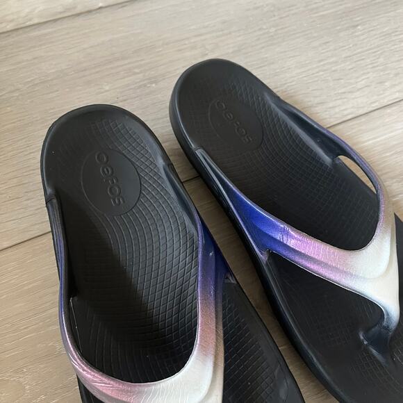 Oofos Oolala Luxe Recovery Sandal Women's 9 Midnight Spectre Rainbow Flip Flop - Picture 4 of 10
